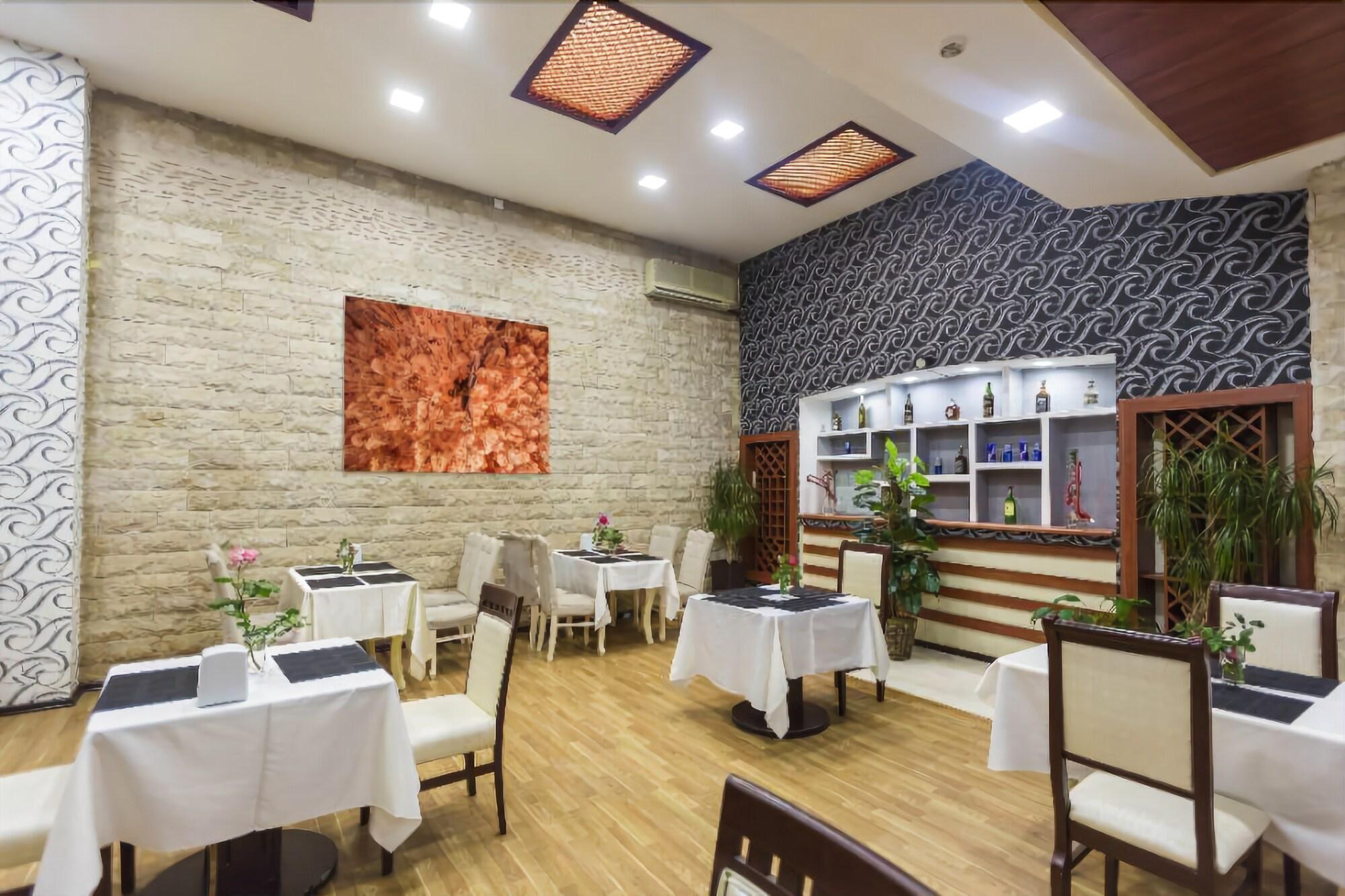 Vania Hotel Baku Eksteriør bilde